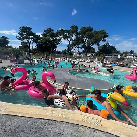 Camping Paradis Les Galets De La Molliere Cayeux-sur-Mer Exteriör bild