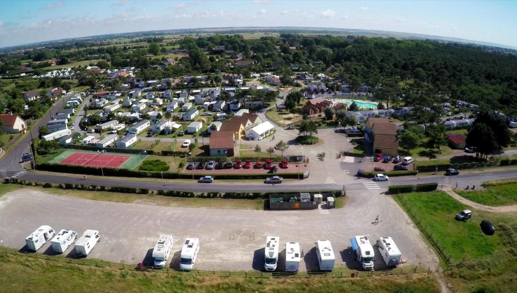 Camping Paradis Les Galets De La Molliere Cayeux-sur-Mer Exteriör bild