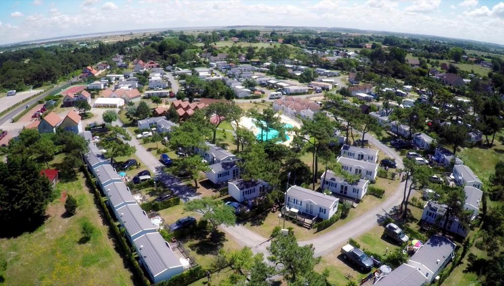 Camping Paradis Les Galets De La Molliere Cayeux-sur-Mer Exteriör bild