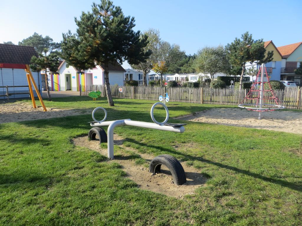 Camping Paradis Les Galets De La Molliere Cayeux-sur-Mer Exteriör bild